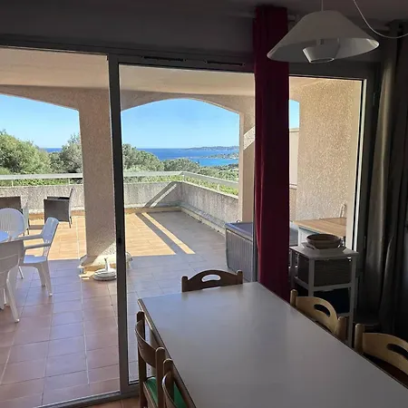 Apartment Avec Terrasse Ensoleillee Pour 6 Personnes A - Fr-1-768-77