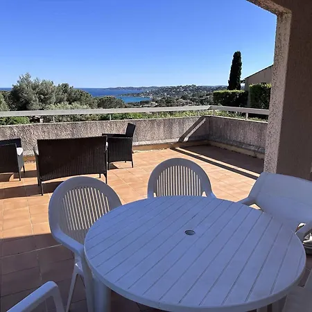 Apartment Avec Terrasse Ensoleillee Pour 6 Personnes A - Fr-1-768-77 Sainte-Maxime
